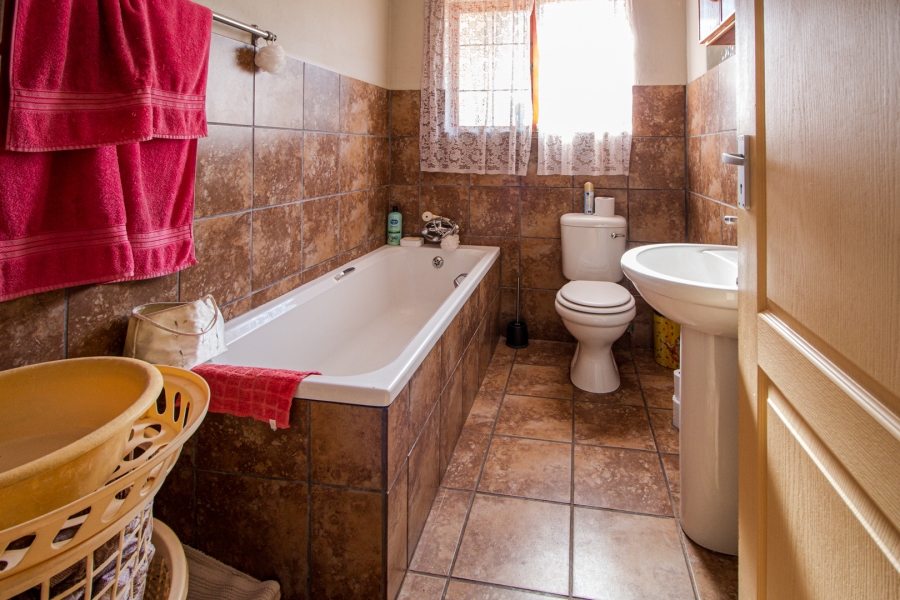 2 Bedroom Property for Sale in Blydeville Northern Cape